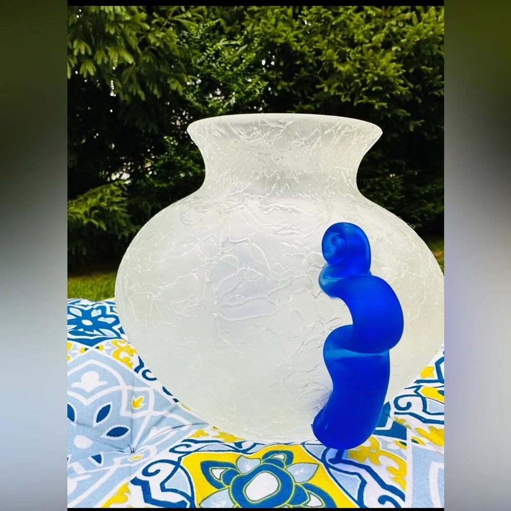STUDIO ART FROSTED WHITE CRACKLE VASE w/ COBALT BLUE HANDLES